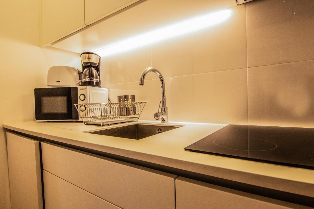 New Apartment Bairro Alto Lisbon Bagian luar foto