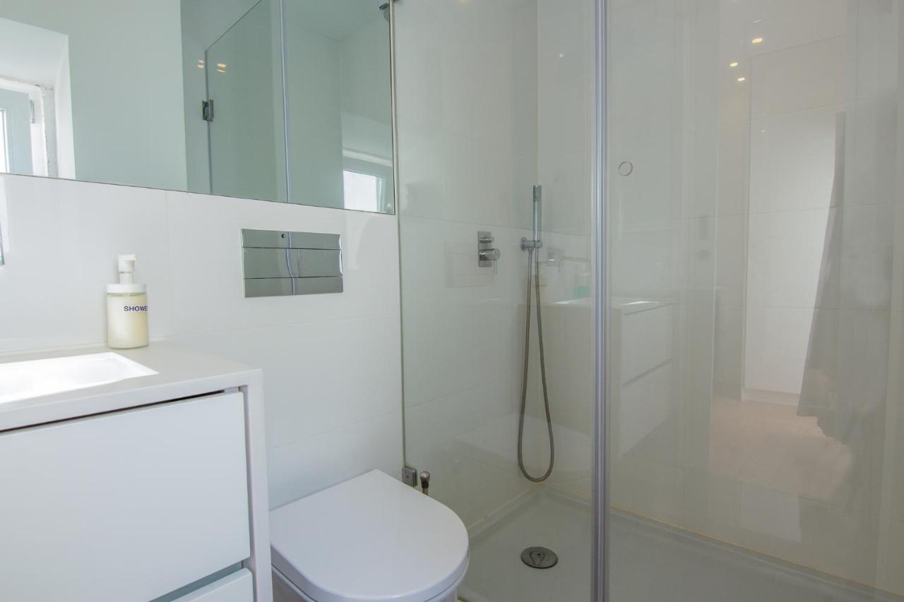 New Apartment Bairro Alto Lisbon Bagian luar foto